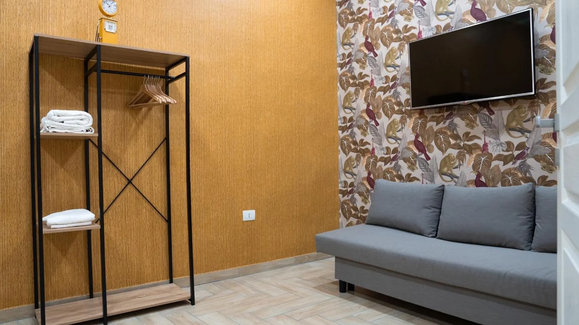 B&B Caracciolo 109 Naples 2*,  Italy
